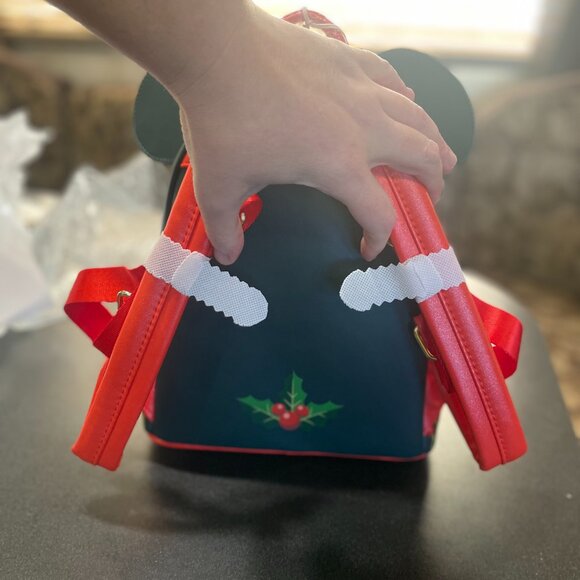 🎄 Disney Loungefly Minnie Mouse Holiday Holly Berry Mini Backpack & Wallet Set - Picture 4 of 9